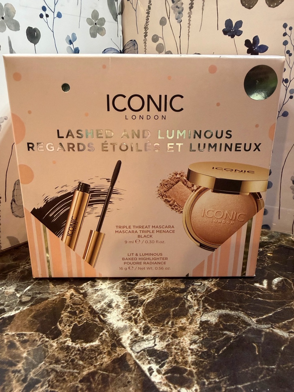 ICONIC London Lashed and Luminous Makeup Set